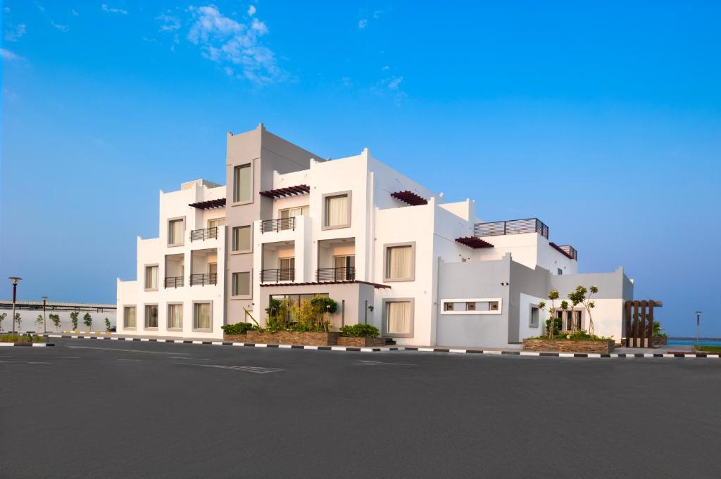Pearl Hotel & Spa Umm al-Quwain Exterior photo