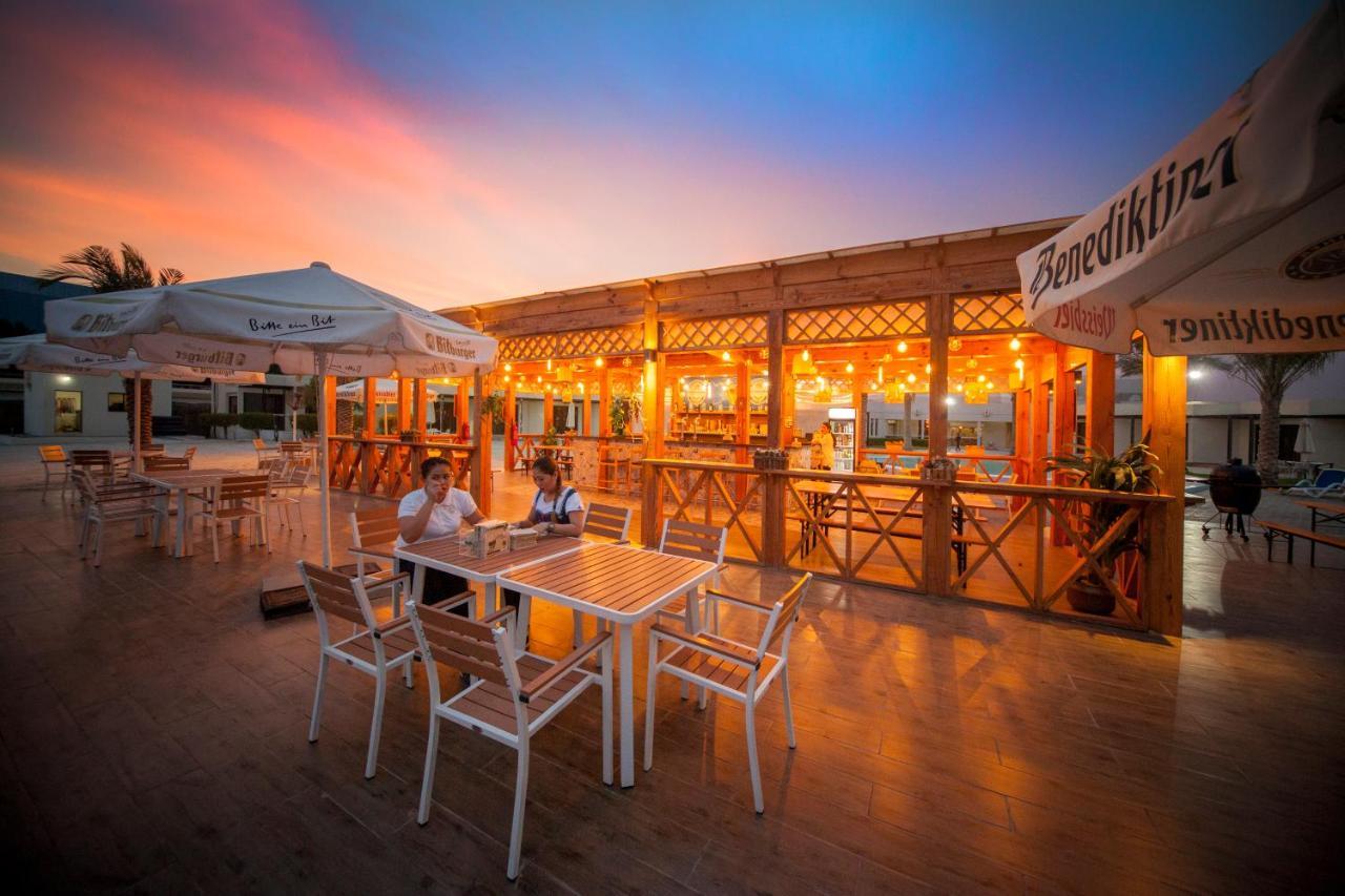 Pearl Hotel & Spa Umm al-Quwain Exterior photo